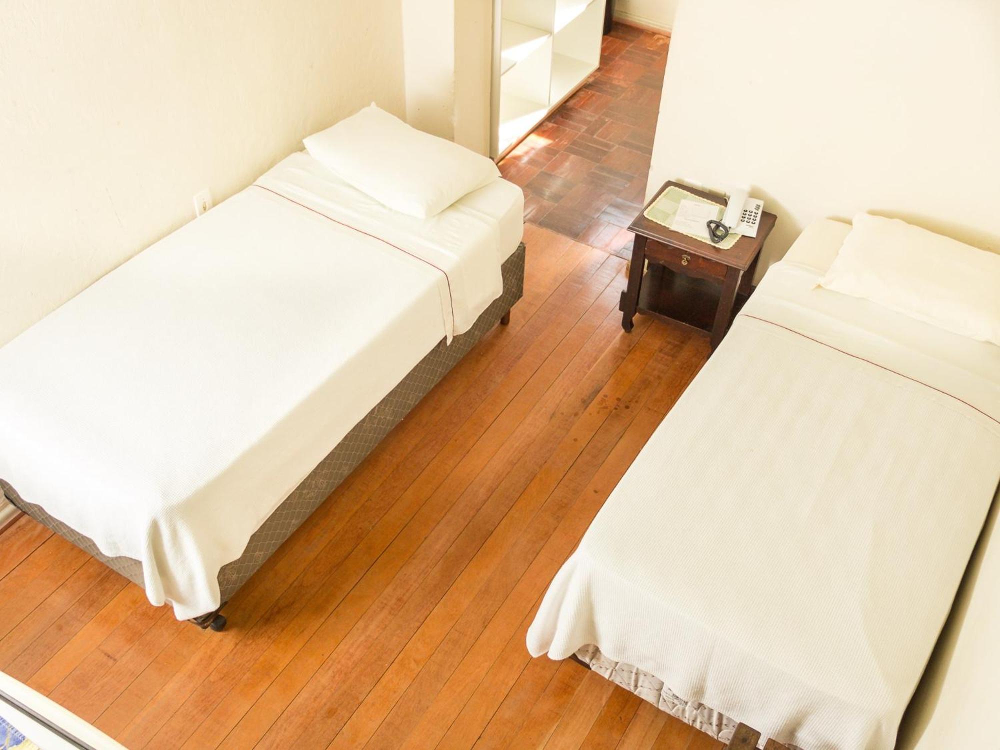 Hotel Caldas Da Imperatriz 圣阿马鲁-达因佩拉特里斯 外观 照片