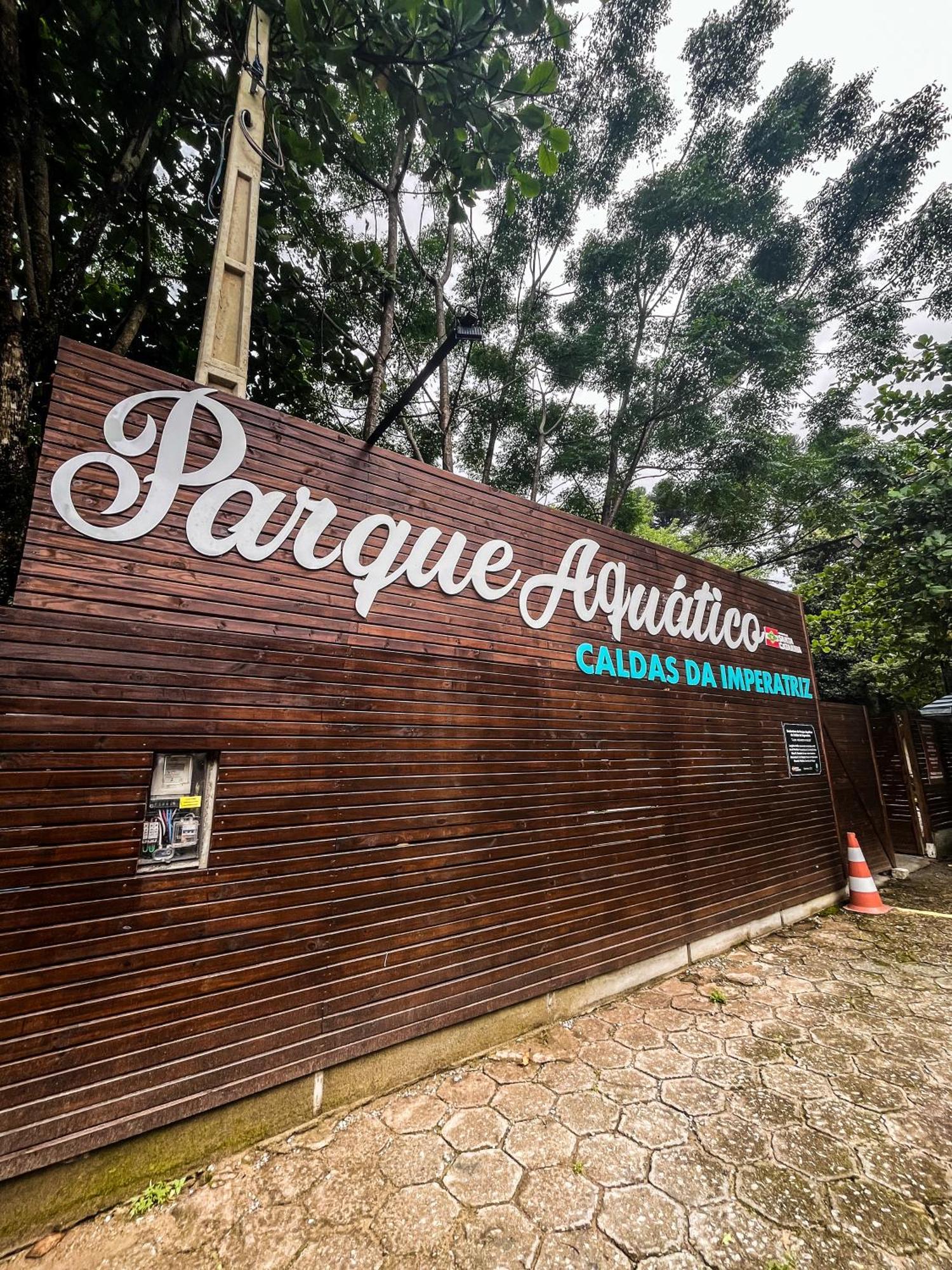 Hotel Caldas Da Imperatriz 圣阿马鲁-达因佩拉特里斯 外观 照片